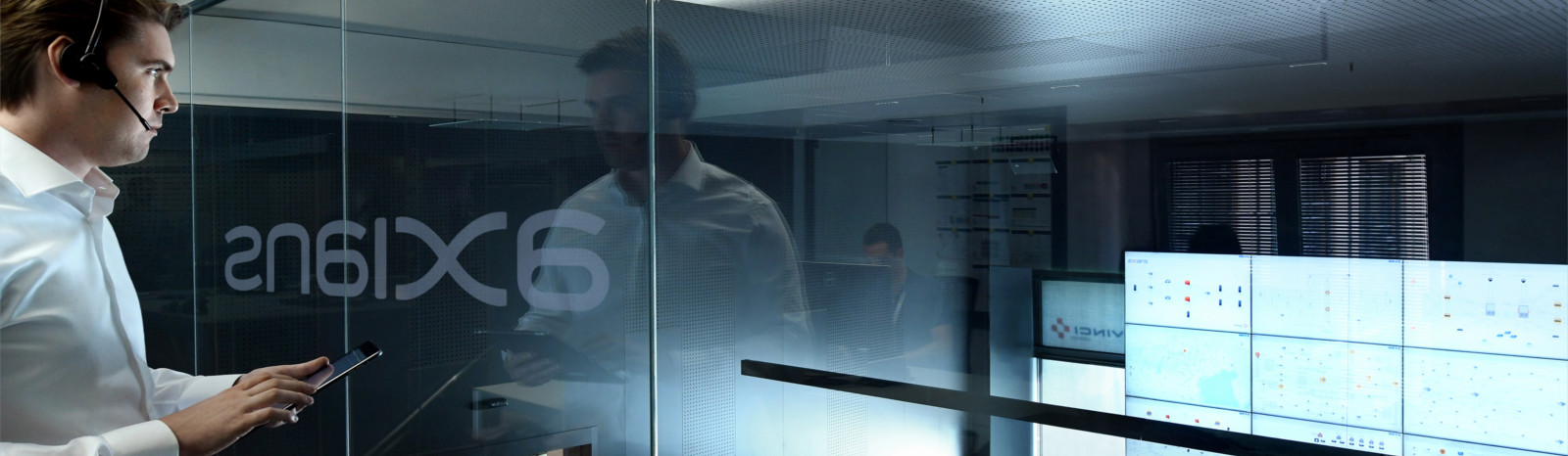 Axians Operations Center Header